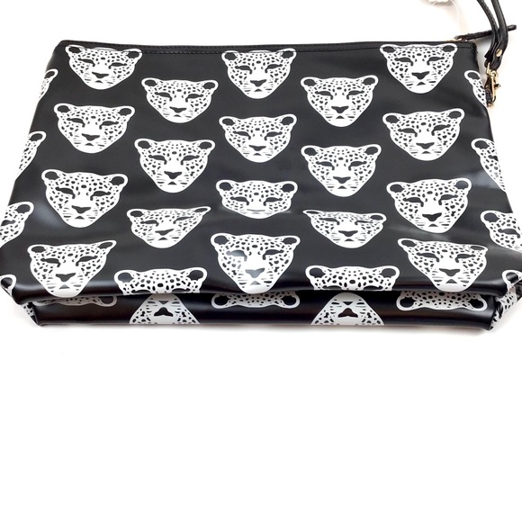 FAR NINE | Tablet Pouch Leopard Vegan iPad 12” Sleeve - Picture 3 of 8